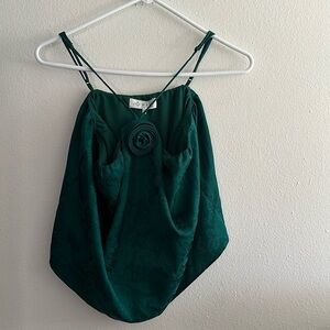 Wayf green tank top with flower side xs
